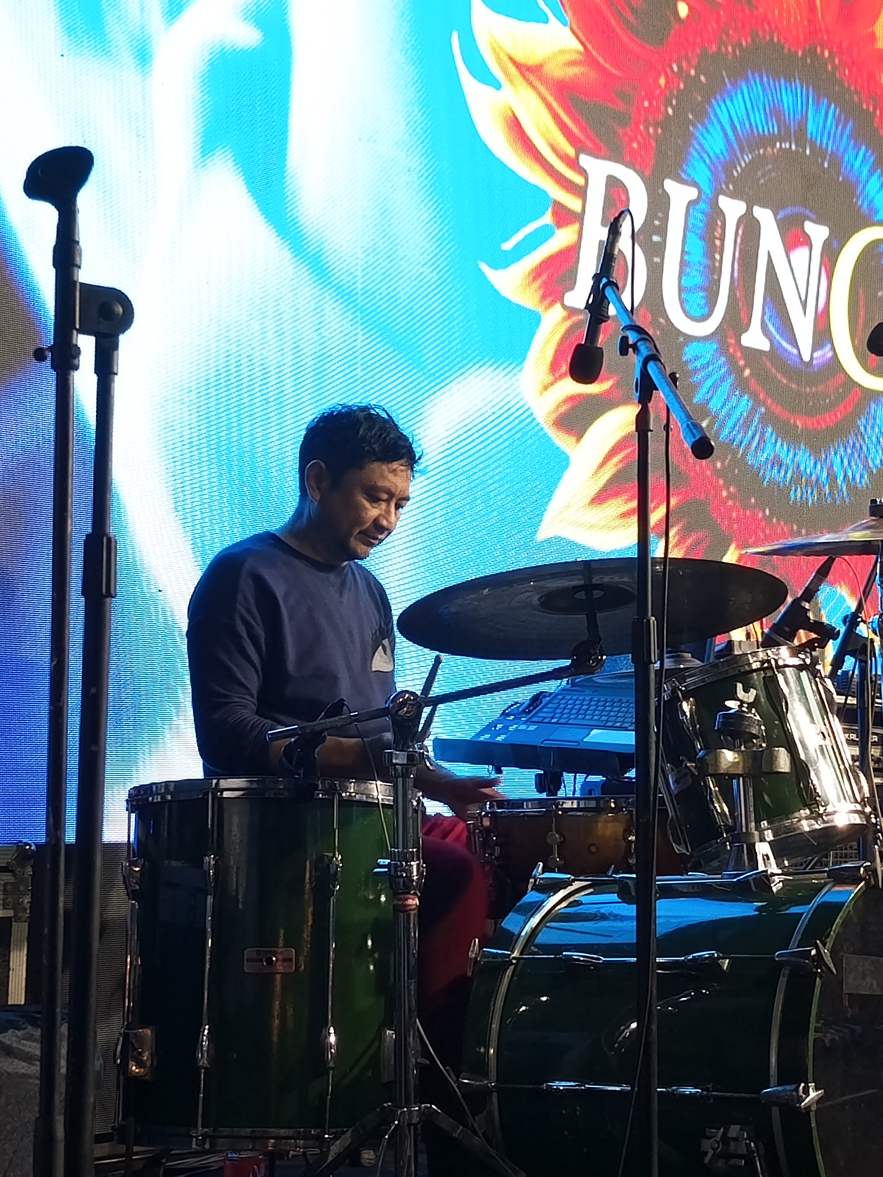 Drummer Bunga Band